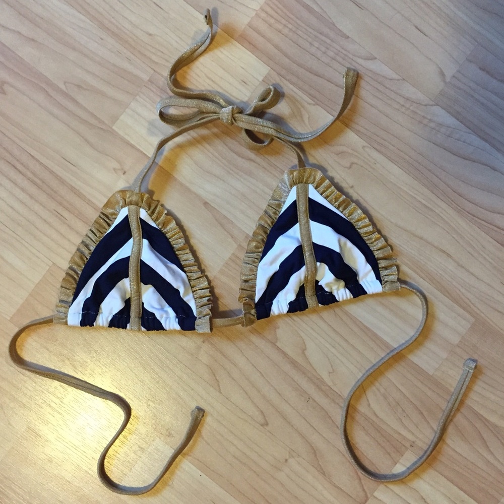 NWOT Beach Bunny "We Found Love" Bikini Top